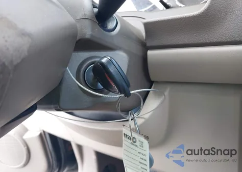 2010 Jeep Liberty Sport z USA, uszkodzony, nr VIN 1J4PP2GK8AW102801